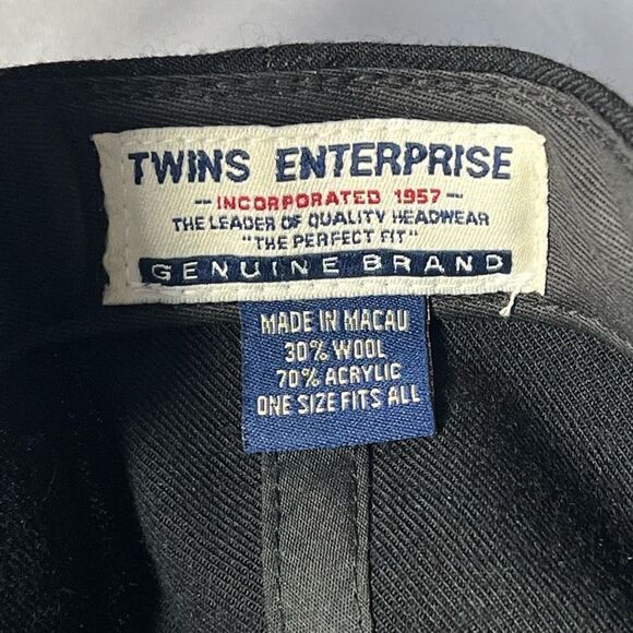 Twins Enterprise NFL Tampa Bay Buccaneers Cap - Picture 3 of 4